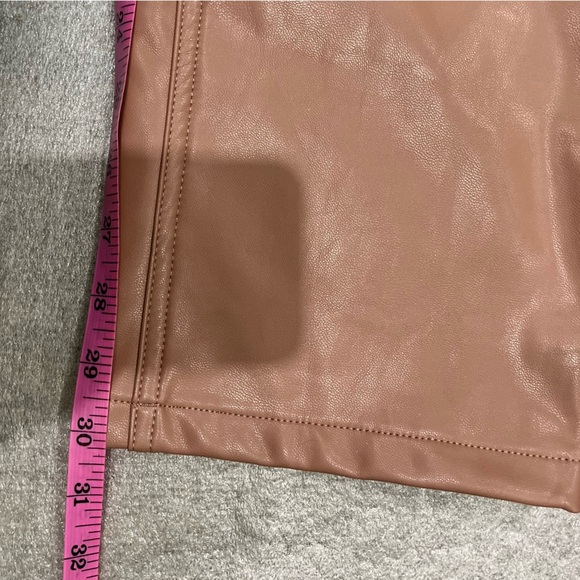 [27/4]Abercrombie & Fitch Tan Vegan Leather 90s Straight Ultra High Rise Pant - Picture 7 of 8